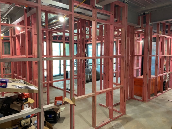 The ground floor framing of One Saint Stephens Apartments